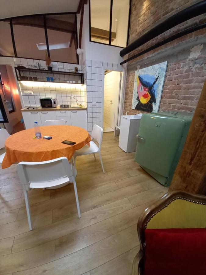 Apartamento Brickloft In The Heart Of Belgrado Exterior foto